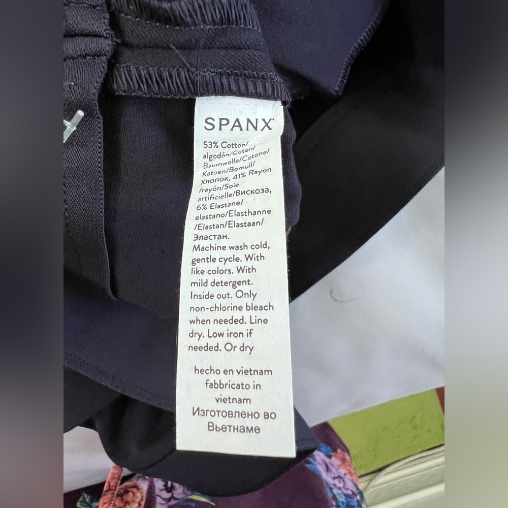Spanx Pants Women's Sz Large Polished Ankle Slim Navy New With Tags Stretch - Picture 14 of 15